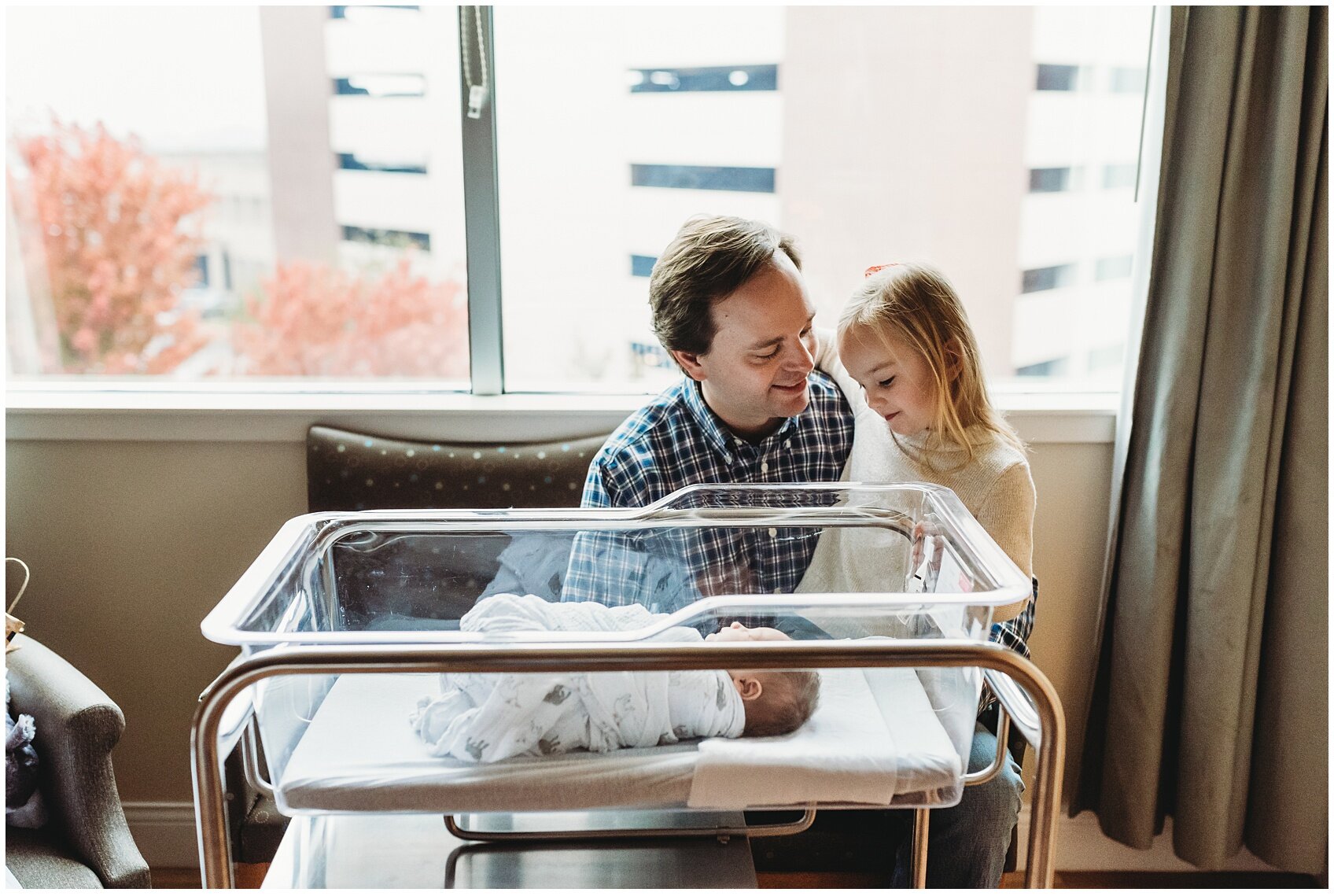 sabrina-gebhardt-dallas-fort-worth-texas-newborn-in-hospital-photographer.jpg